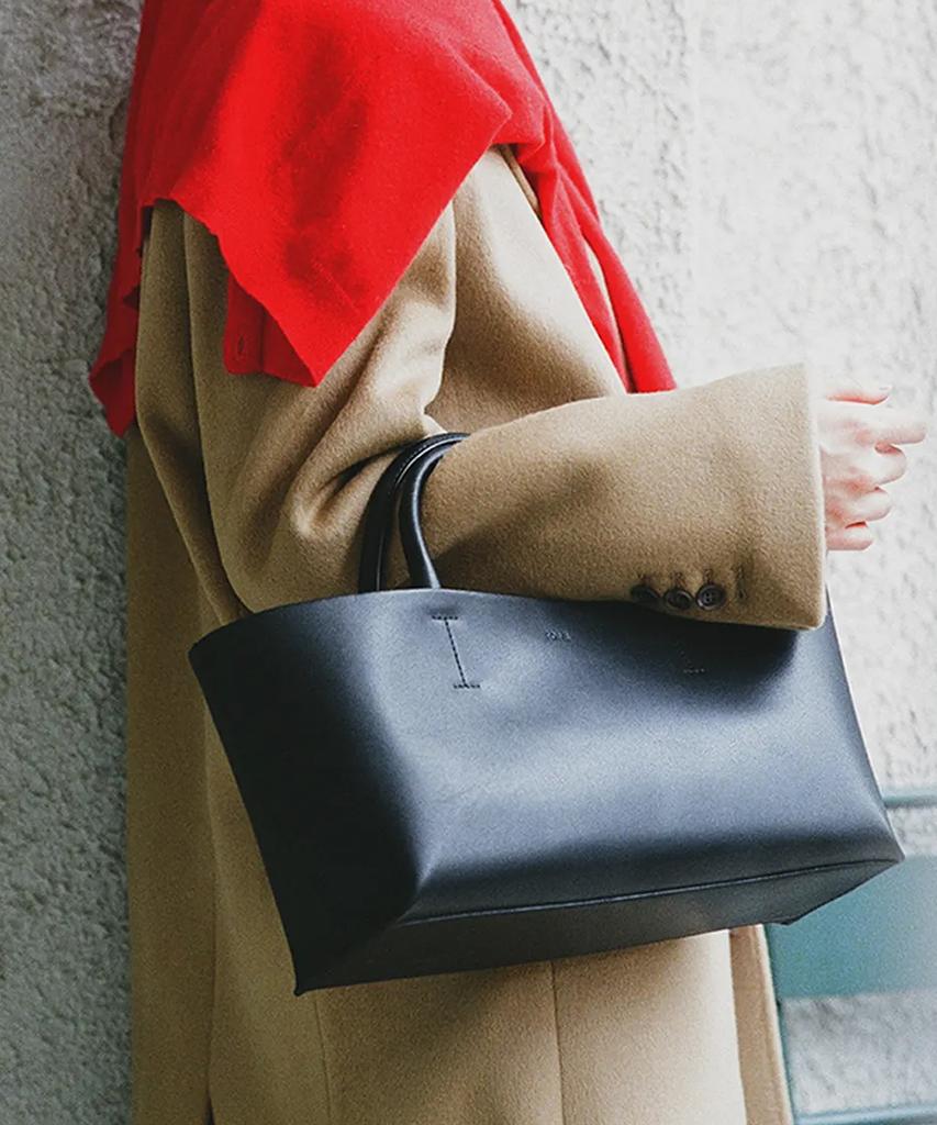 Foive Mellow Tote Черный