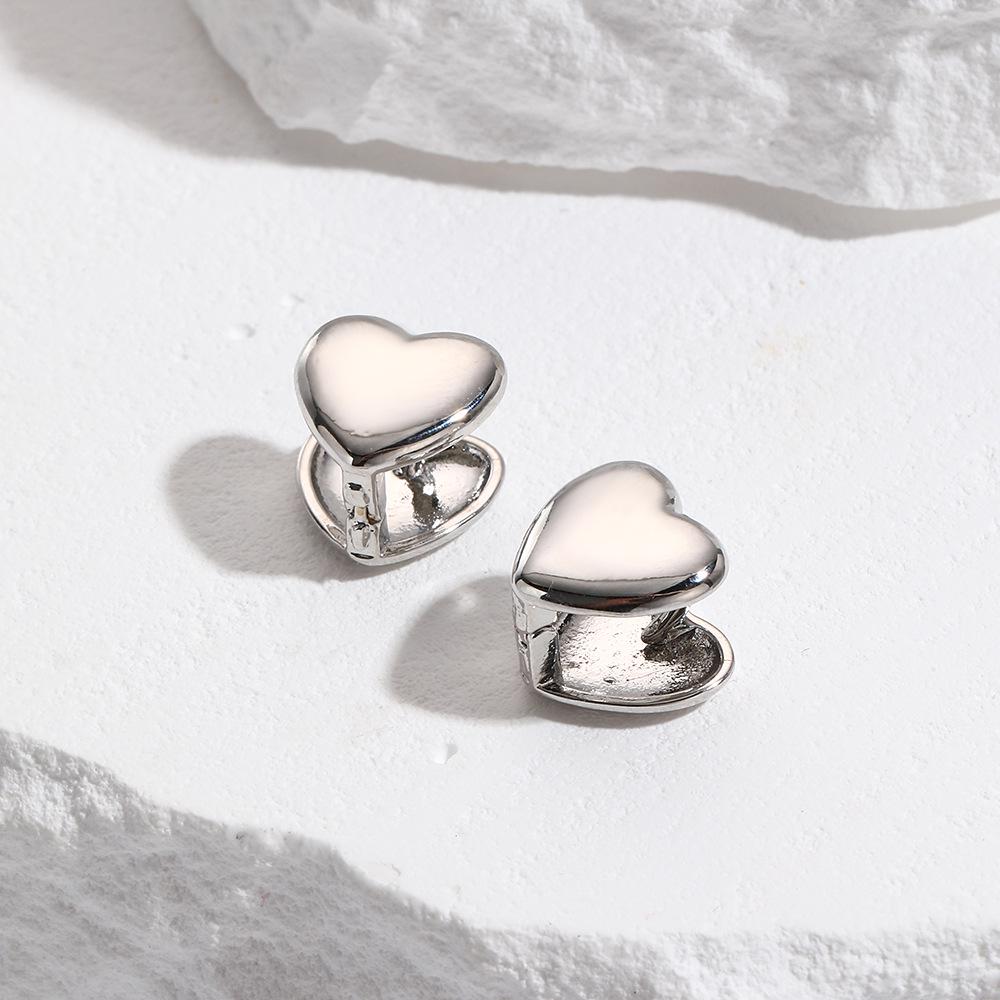 Стильные двухсторонние серьги-каффы в форме сердца - Не тускнеющая медная бижутерия для женщин