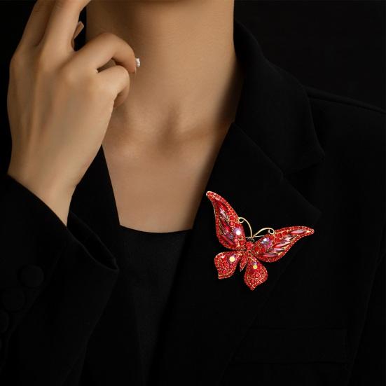 Брошь-корсет в форме бабочки, сверкающее украшение, подарок для женщин, девушек, модный аксессуар со стразами для Рождества CLE