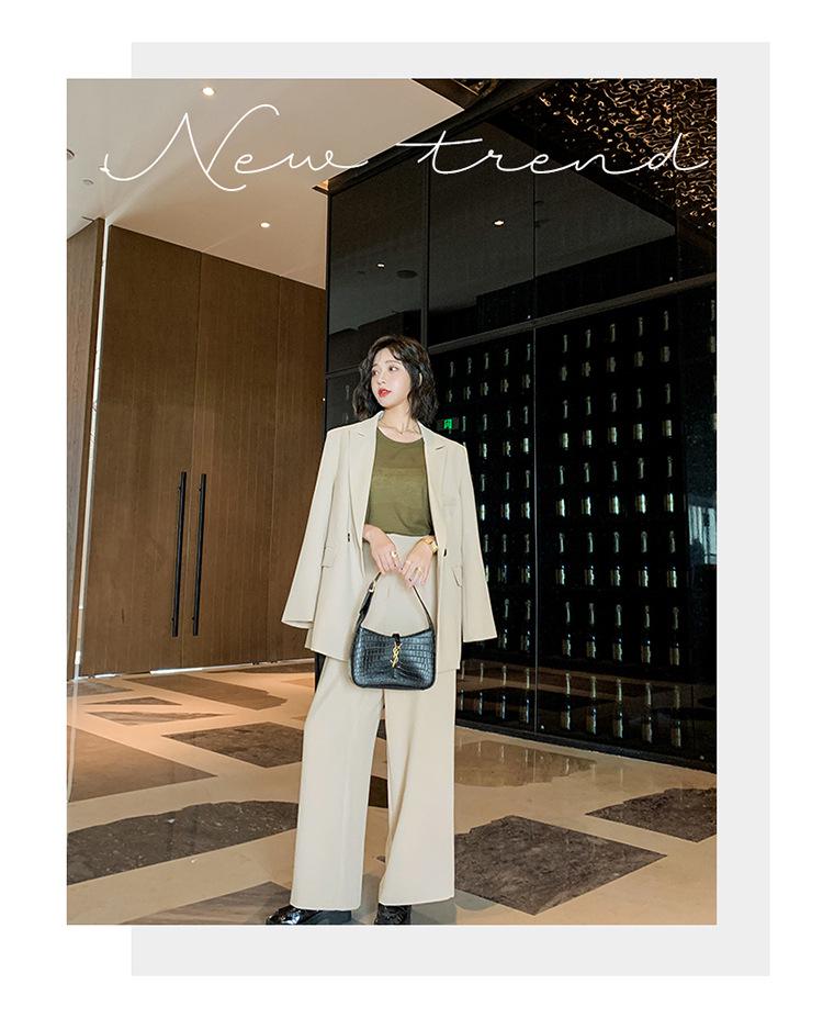 Plus Size Women's Mid-Length Suit with Wide-Leg Mopping Trousers - Two-Piece Set