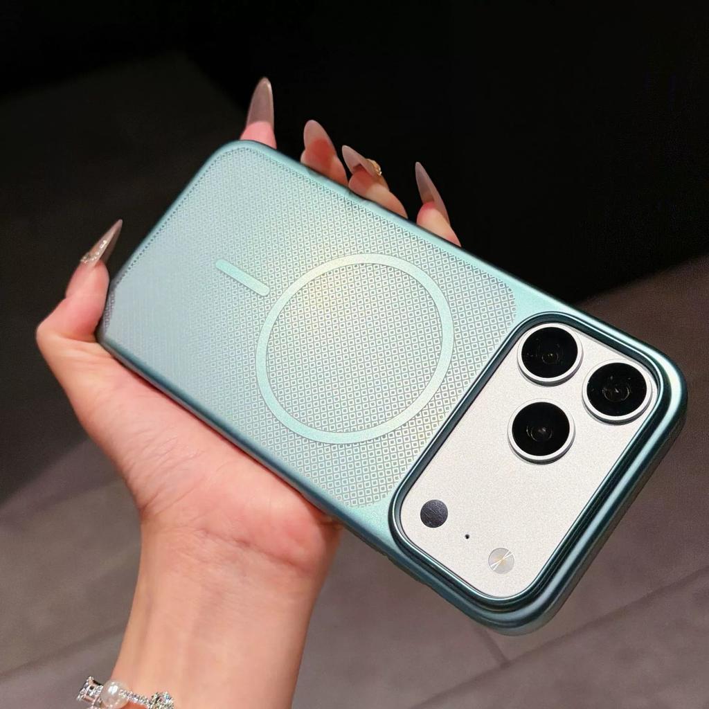 Применимо к iPhone18promax матовый магнитный чехол для мобильного телефона Apple 17 полноразмерный противоударный защитный чехол из ПК 16