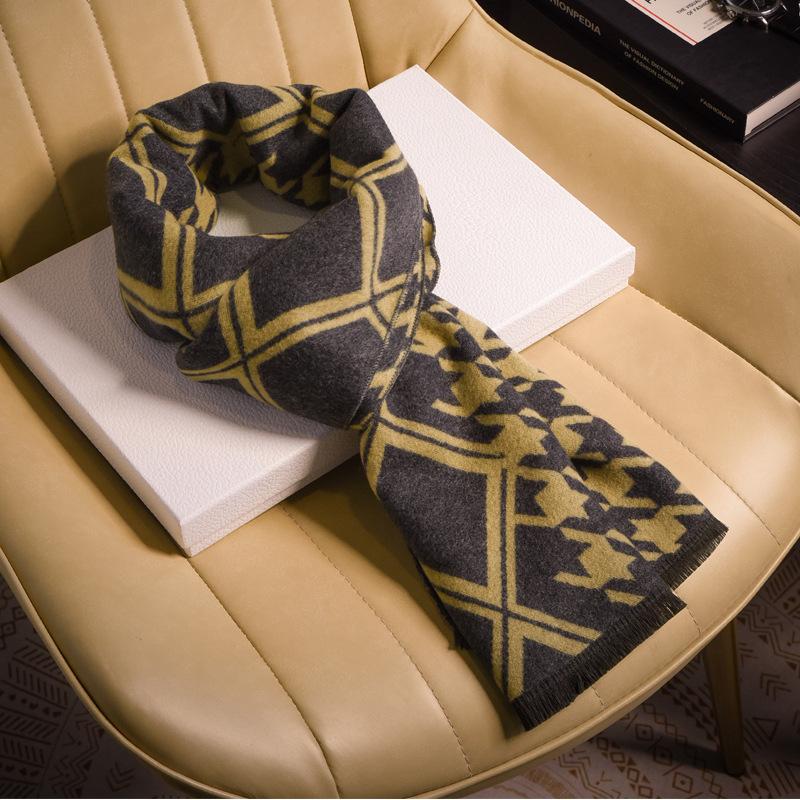 Black and White Plaid Wool Scarf Men's Winter Warm Gift Box High-end Versatile Winter Scarf Gift Boyfriend