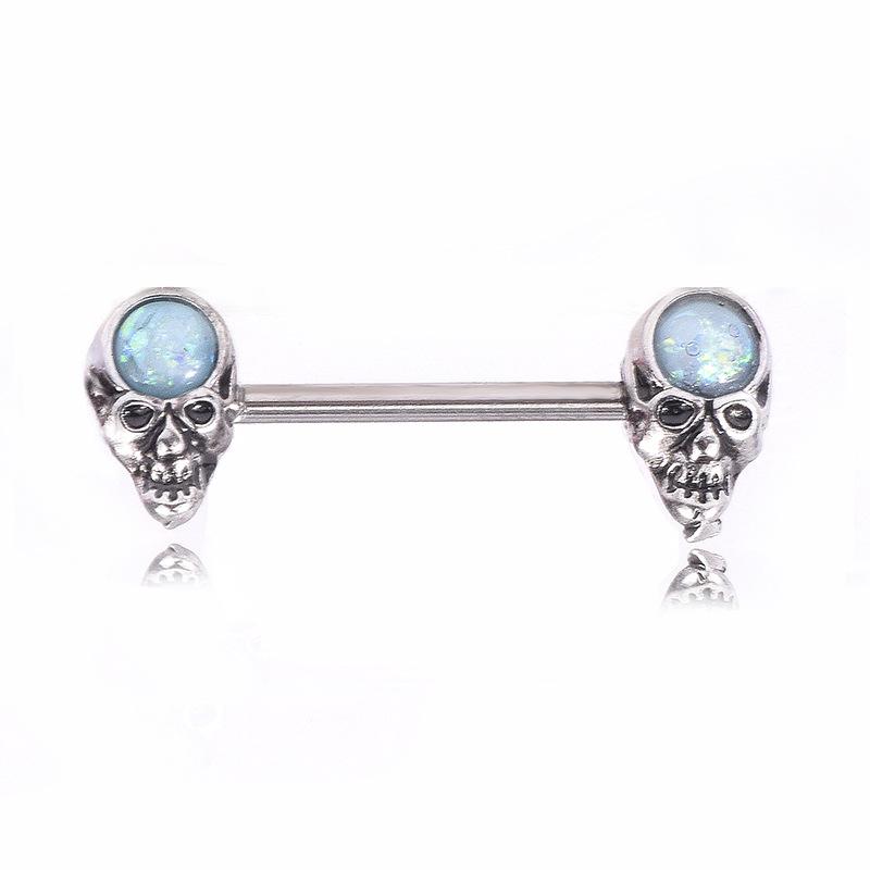 Недавно попробовал свежий череп, кольцо на груди, соски, проколотые сексуальные дамы, молочные ногти