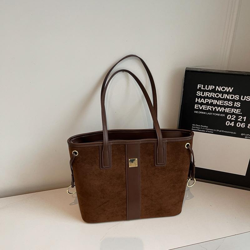 Ретро сумка большой вместимости для通勤, женская 2025 новая, повседневная простая наплечная сумка, осенне-зимняя портативная сумка-тоут