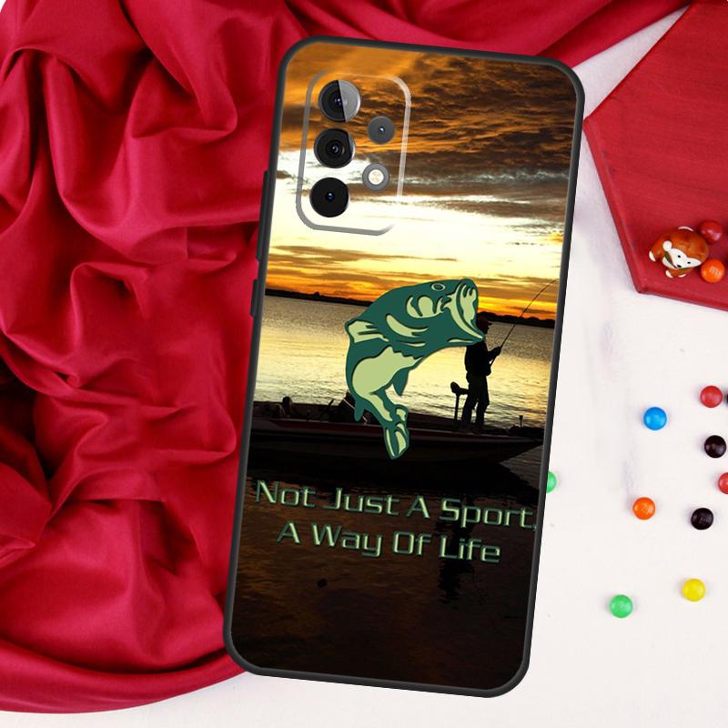 Hunter Man Fishing Dog For Samsung Galaxy A55 A53 A33 A13 A35 A15 A36 A56 A26 A16 A22 A32 A52 A54 A34 A06 A05 Case