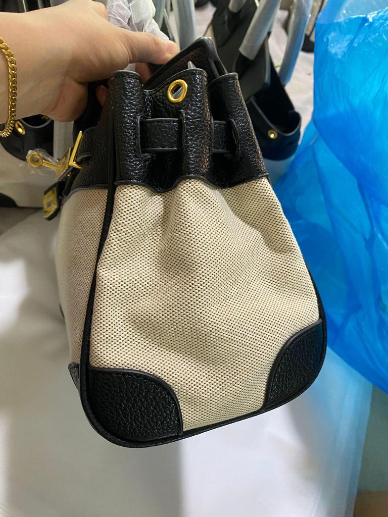 Женская знаковая сумка-тоут в стиле колор-блок Осень/Зима 2025