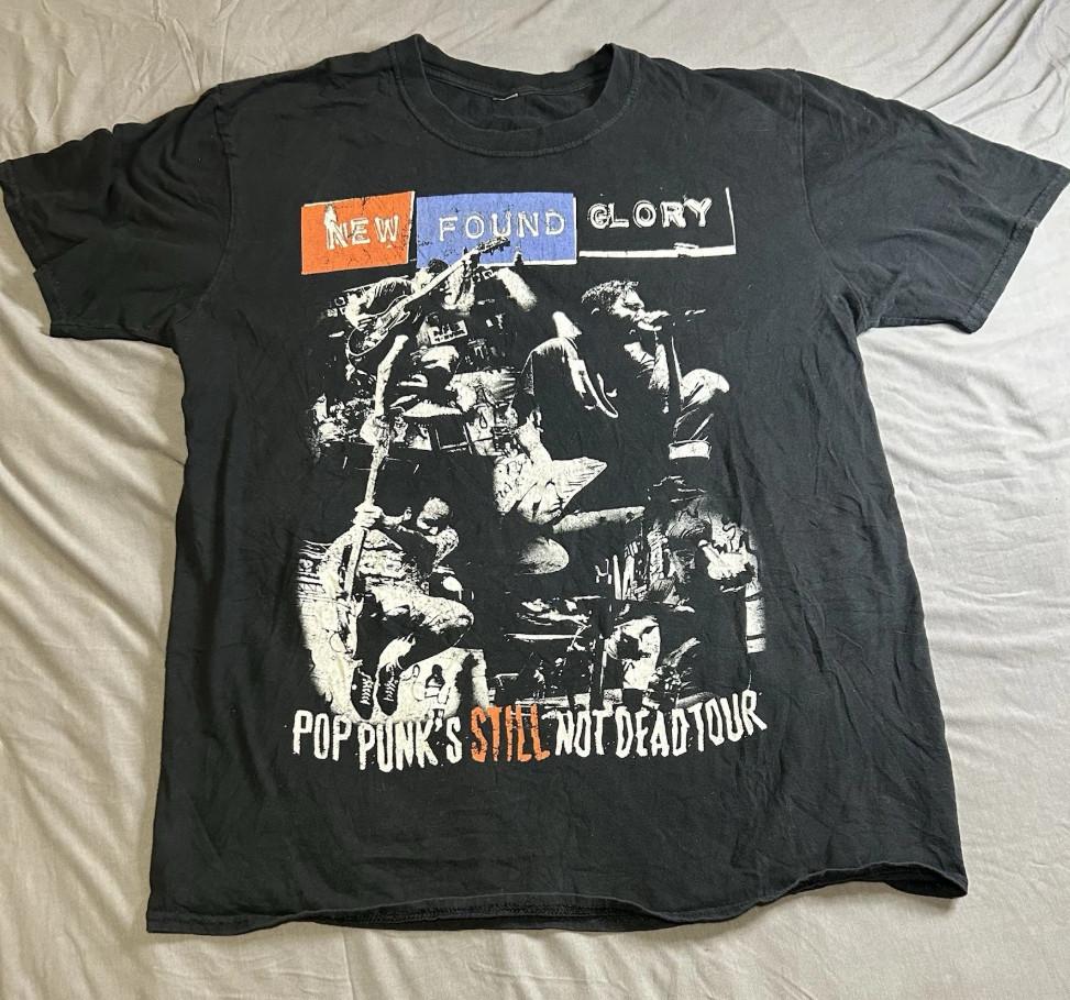 New Found Glory Pop Punk’s Still Not Dead T-Shirt All Size EG328
