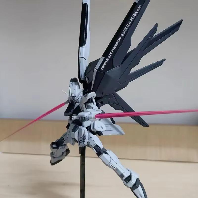 В наличии Новорожденный Свобода Неактивированный Цвет HG 1/144 ZGMF-X10A Модель-конструктор Меха Настольное украшение Подарки Игрушки Коллекционный