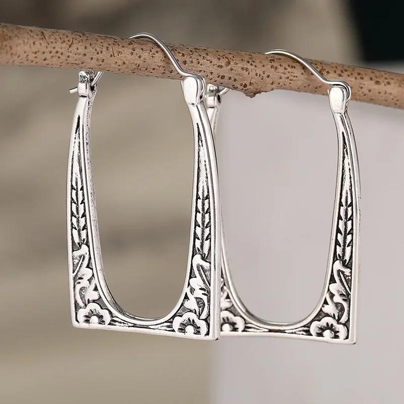 Vintage Geometric Silvery Plated Hollow Carved Flower Design Hoop Earrings for Women's Simple Bohemian Style Jewelry Accessories