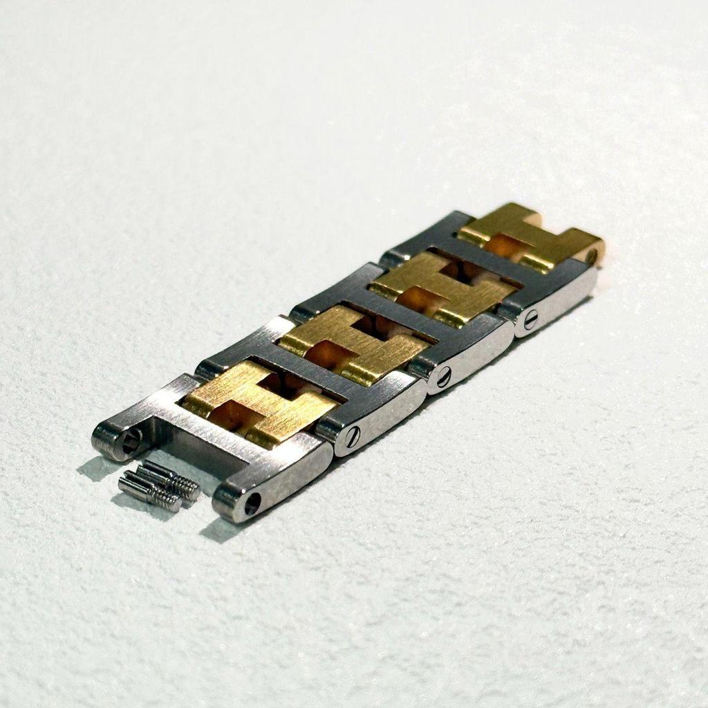 Б/у Ремень HERMES CL3.24 Коробка на 4 рамки *Корпус не включен KG110
