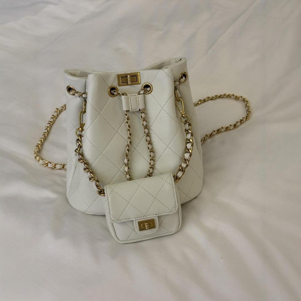 Сумка на двойном плече из коровьей кожи и холста, новый стиль 2025, высококлассный, универсальный, серая коровья кожа, в стиле маленького аромата, рюкзак, холщовая сумка