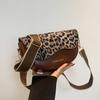 Винтажная сумка через плечо в леопардовом стиле Маленькая сумка через плечо из синтетической кожи Идеально подходит для уличного ношения на открытом воздухе и подарков на праздники
