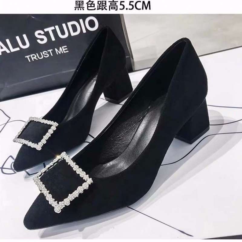 Туфли студентка корейская версия 2025 весна и осень новые легкие универсальные черные рабочие туфли пряжка толстый каблук высокие каблуки женские