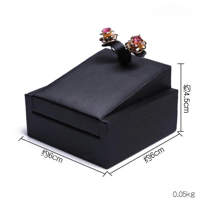 Luxury Case Jewelry Show Storage and Organization Necklace Display Rack for Retail Store Multi Functional Ornaments Personalized Packaging Accessories