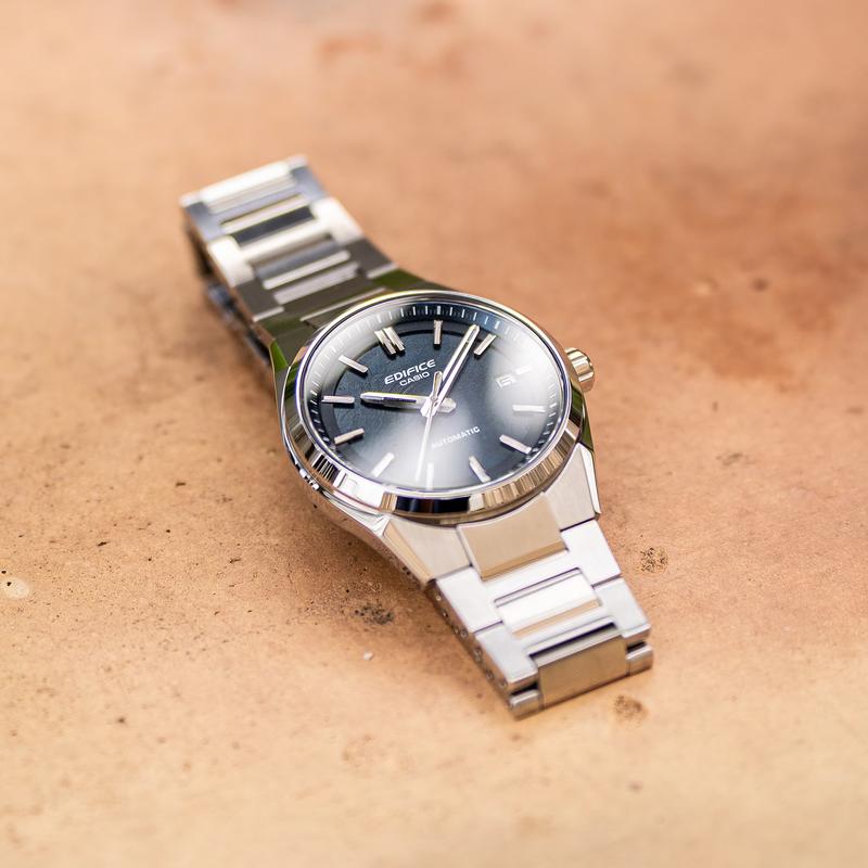 Casio EDIFICE автоматические трехстрелочные 100-метровые водонепроницаемые автоматические/ручные механические часы Стальной ремешок мужские часы синий циферблат EFK-110D-2A