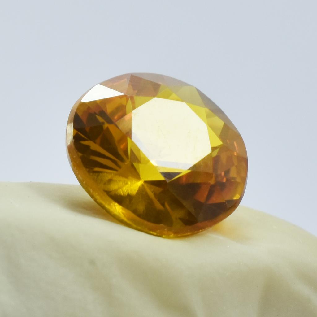 Brilliant Yellow Sapphire Loose Gemstone 6.05 Carat Natural Round Cut.