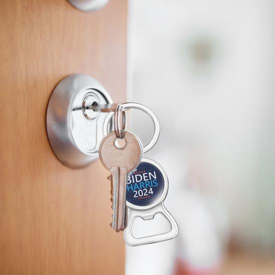 Брелок «Президент Америки» 2024 года, брелок для открывания пива, стеклянный купол, изысканное мастерство, США. Брелок для ключей к президентским выборам