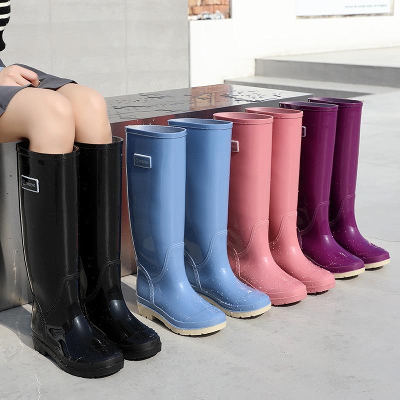 Модные очень высокие дождевые ботинки женские водонепроницаемые и нескользящие водные ботинки флисовые резиновые сапоги уличные водные ботинки взрослая резиновая обувь