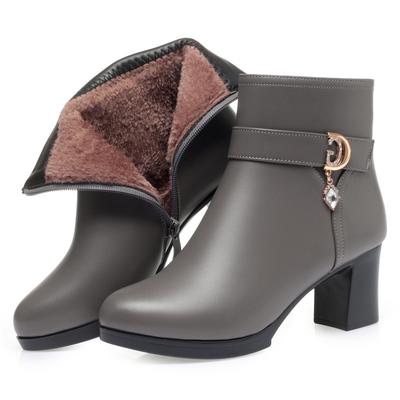 Элегантные женские туфли на блочном высоком каблуке, женские трендовые зимние полусапожки из шерсти, из мягкой кожи, теплые меховые ботильоны для офиса, для мамы