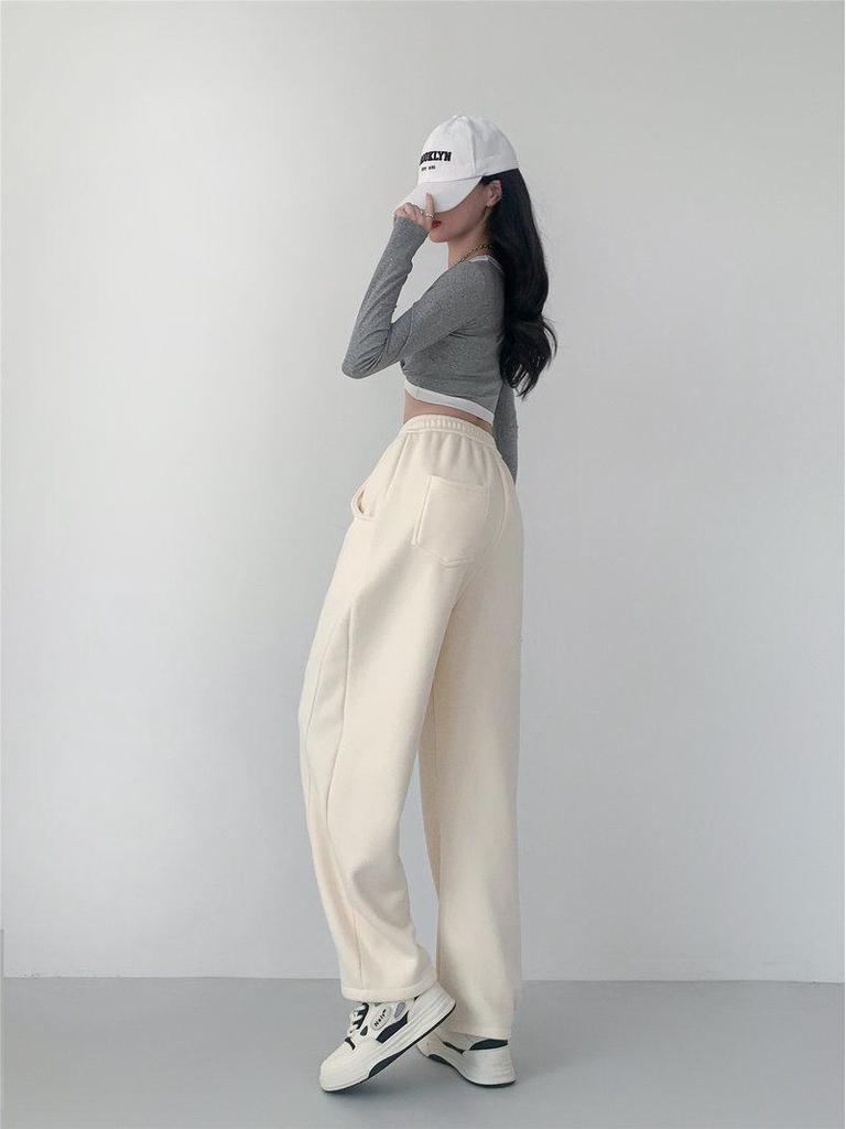 Women's 2024 Autumn/Winter Wide-Leg Banana Pants: Velvet Lined, Straight Fit, Casual and Warm.