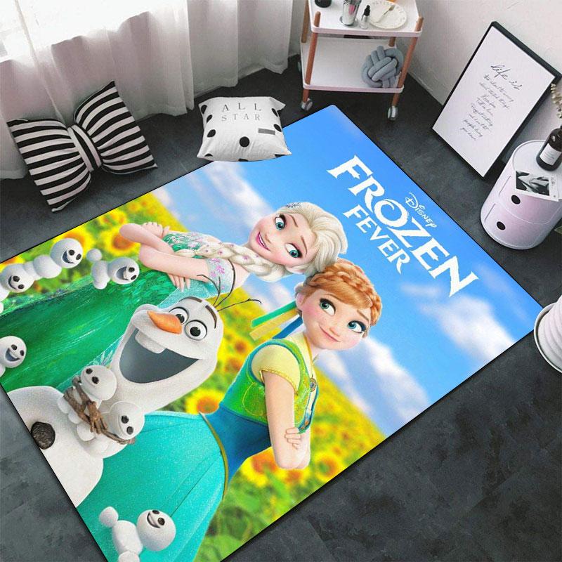 Frozen-themed floor protection rug, Elsa princess cartoon rug, suitable for room décor and as a gift.