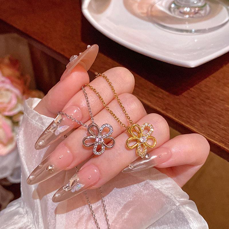Stainless Steel Zircon Flower Necklace for Women Luxury Rhinestone Exquisite Elegent Sweet Clavicle Chain Y2K Jewelry No Fading