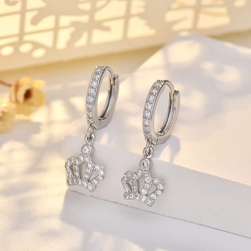 2026 Slightly Inlaid with Zirconium Exquisite Crown Earrings, Ear Buckles, Women's European and American Fashion High-end Sense Niche Earrings, Copper