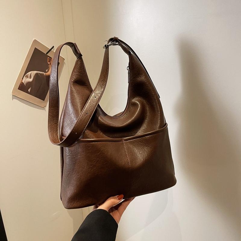 Retro Underarm Bag Women's New Versatile Fashion Tote Bag Niche Large Capacity Mother and Child Shoulder Bag