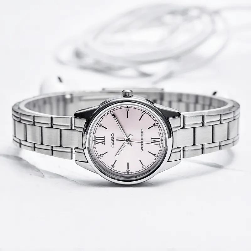 CASIO Women's Standard Series Pink Watch LTP-V005D-4B2 (Unisex) Japanese Korean Watches LTP V005D 4B2