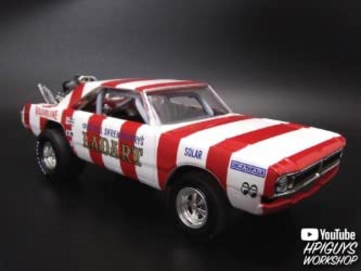 Пластиковая модель выставочного автомобиля MPC Dirt Wheel Standing Drag Car MPC974 1/25 LA