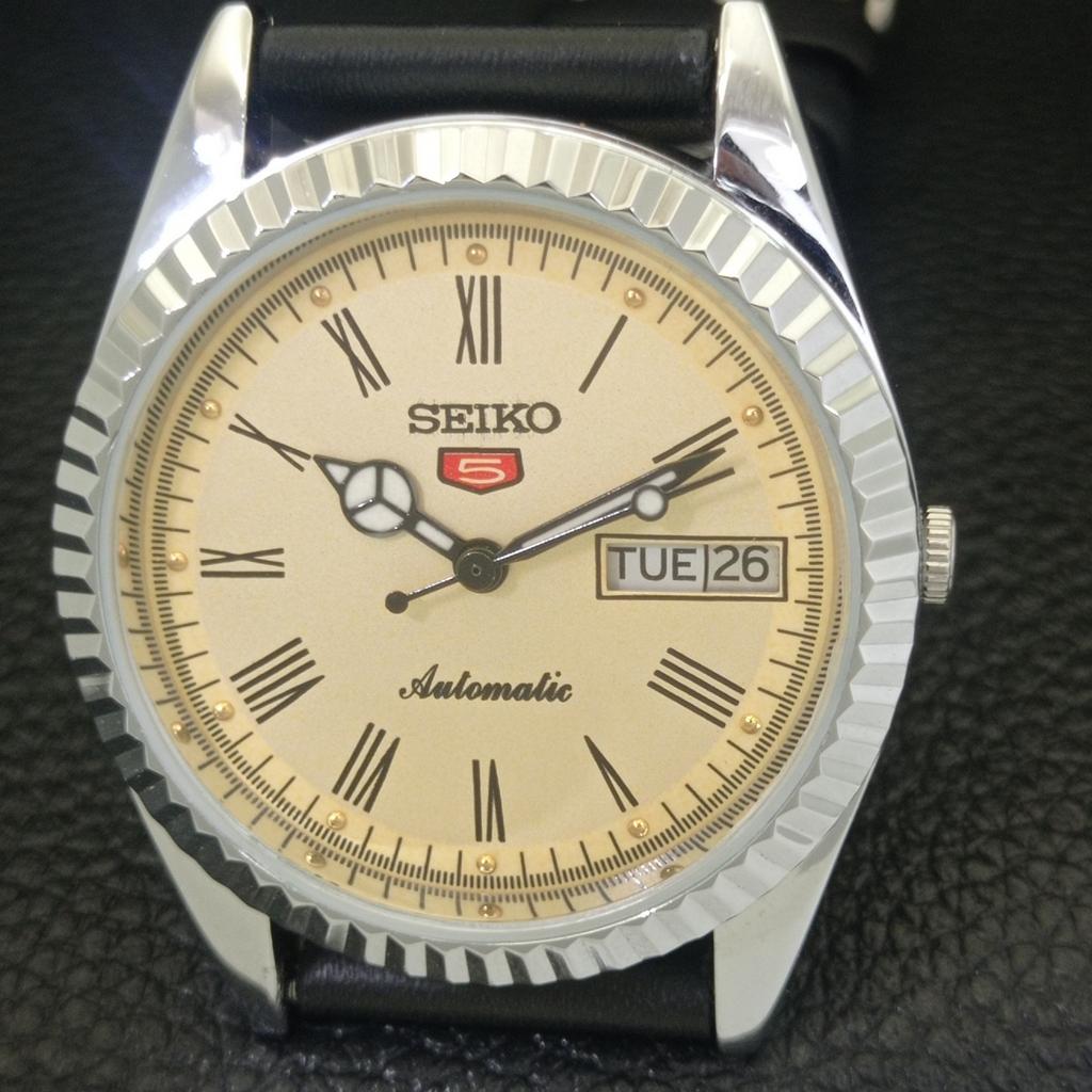 ВИНТАЖНЫЕ ОТРЕМОНТИРОВАННЫЕ МУЖСКИЕ АВТОМАТИЧЕСКИЕ ЧАСЫ SEIKO 5 ЯПОНИЯ С РИМСКИМИ ЦИФРАМИ a442069-1