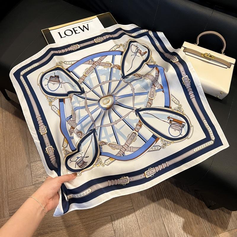 Temperament square scarf women's high-end small scarf summer neck protection scarf decoration spring and autumn versatile thin sunscreen 71 silk scarf