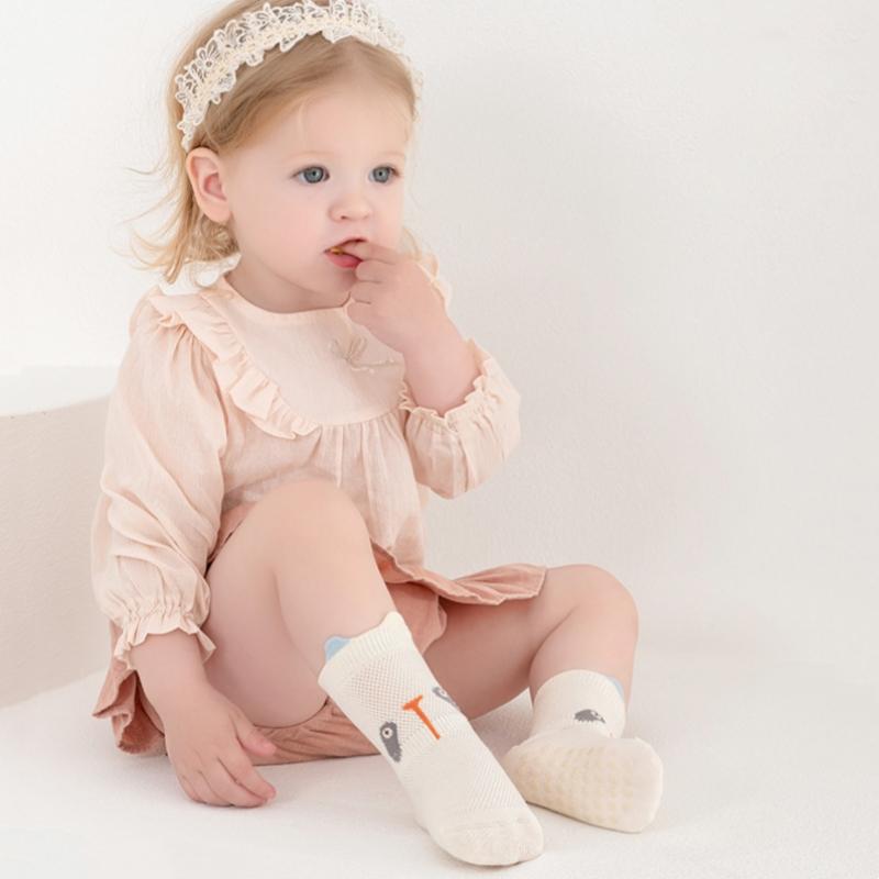 Детские сетчатые носки для новорожденных мальчиков и девочек с рисунком носки-тапочки дышащие нескользящие детские короткие носки-лодочки летние