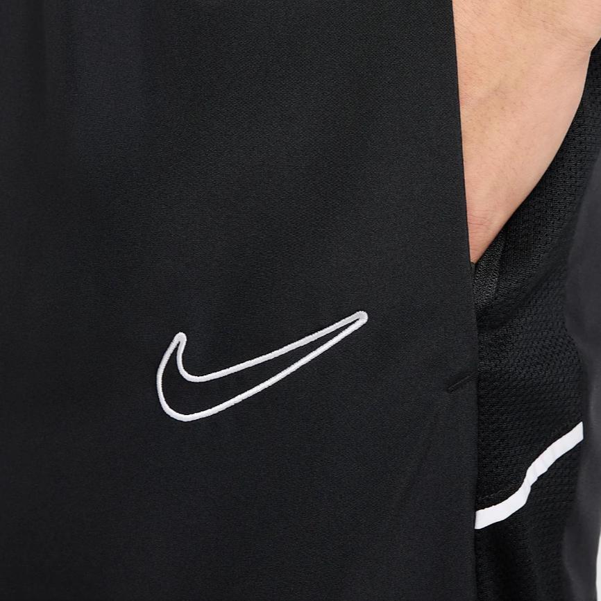 Nike Повседневные брюки мужские черные умеренные с манжетами HJ3781-010