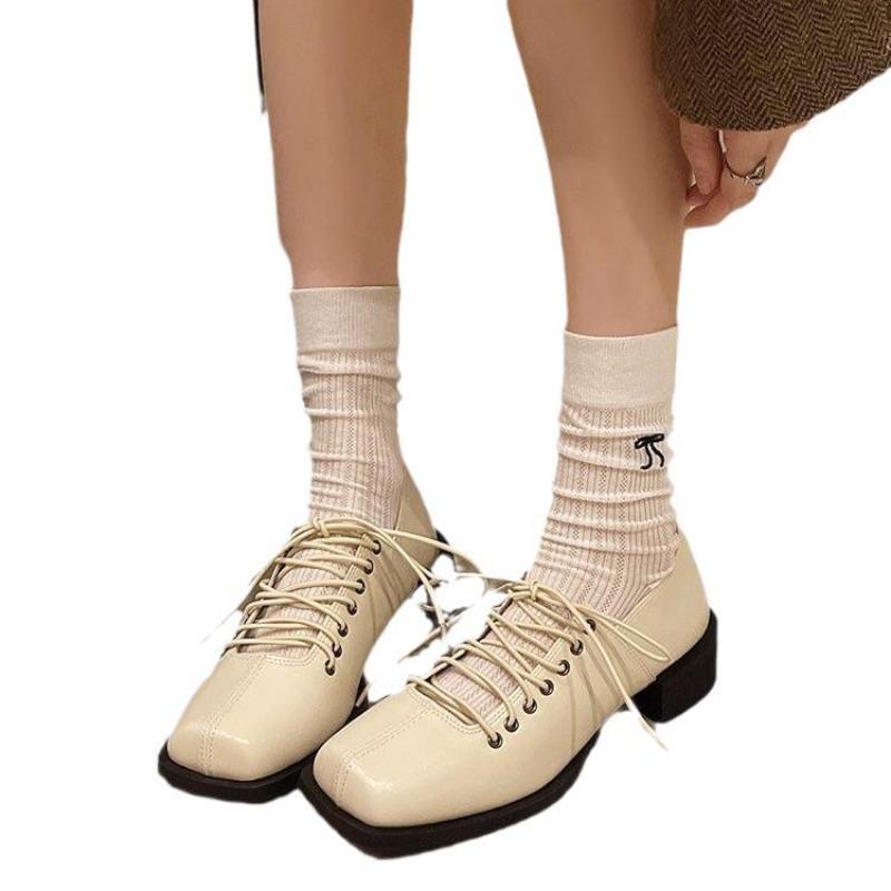 Fashion Hot Selling Women's Solid Color Low-top Shoes 2025 New Autumn Fashionable Trendy Casual Mid-mouth Lace-up Design Low-top Shoes