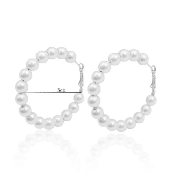 Пара серег Huggie из искусственного жемчуга круглой формы, преувеличенные однотонные антиаллергенные легкие серьги из нержавеющей стали для украшения ушей, ювелирные изделия