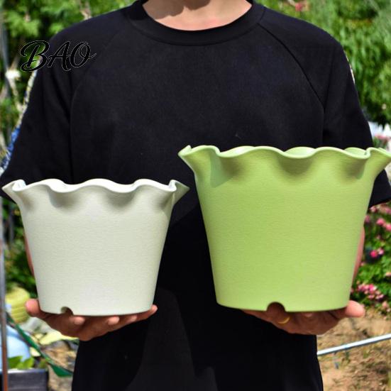 Warm Textured Resin Pots Large Flower with Drainage Holes And Tray Saucers, Ruffled Edge Planter Sturdy Planters for Hydrangeas Indoor Outdoor Plants,