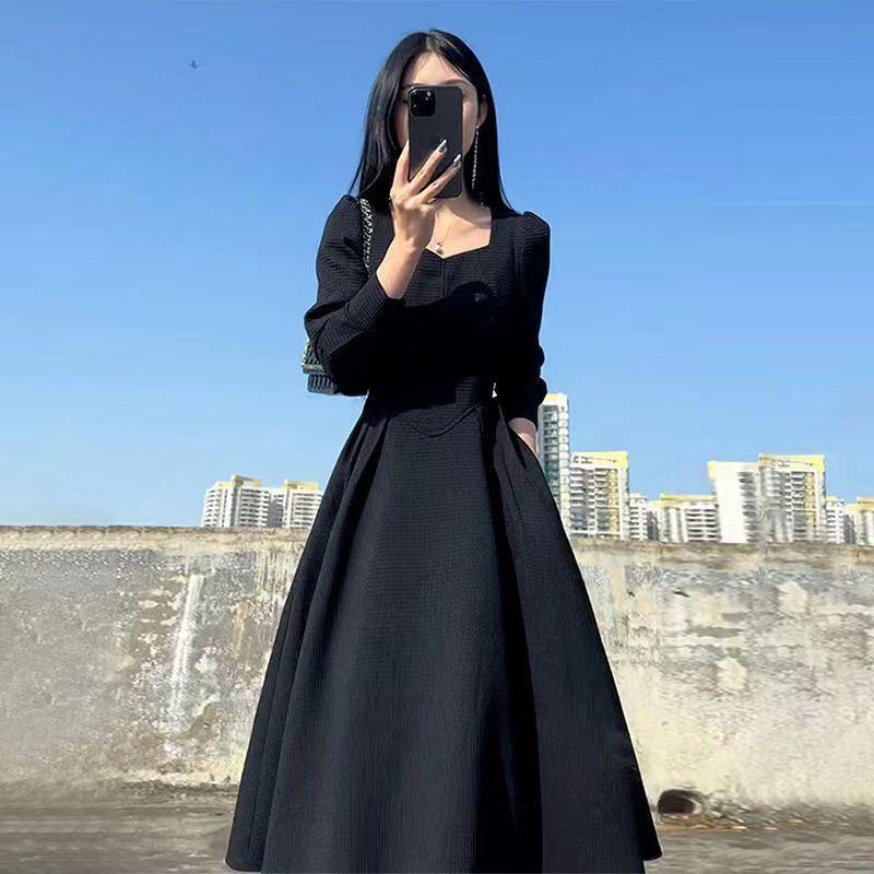 Винтажные платья макси-миди французского дизайна для женщин, одежда для вечеринки, элегантное черное длинное платье с квадратным вырезом, корейская мода, осень