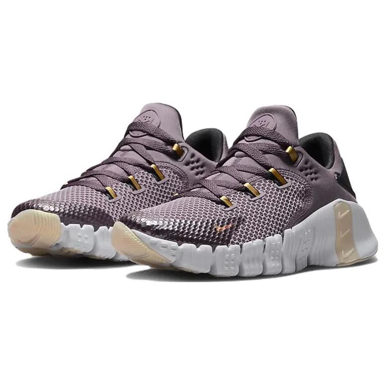 Nike Женские Free Metcon 4 Premium 'Purple Smoke' (женские размеры) Тренировочные кроссовки Пурпурный дым / Темно-дымчато-серый / Металлический золотой / Металлический медный