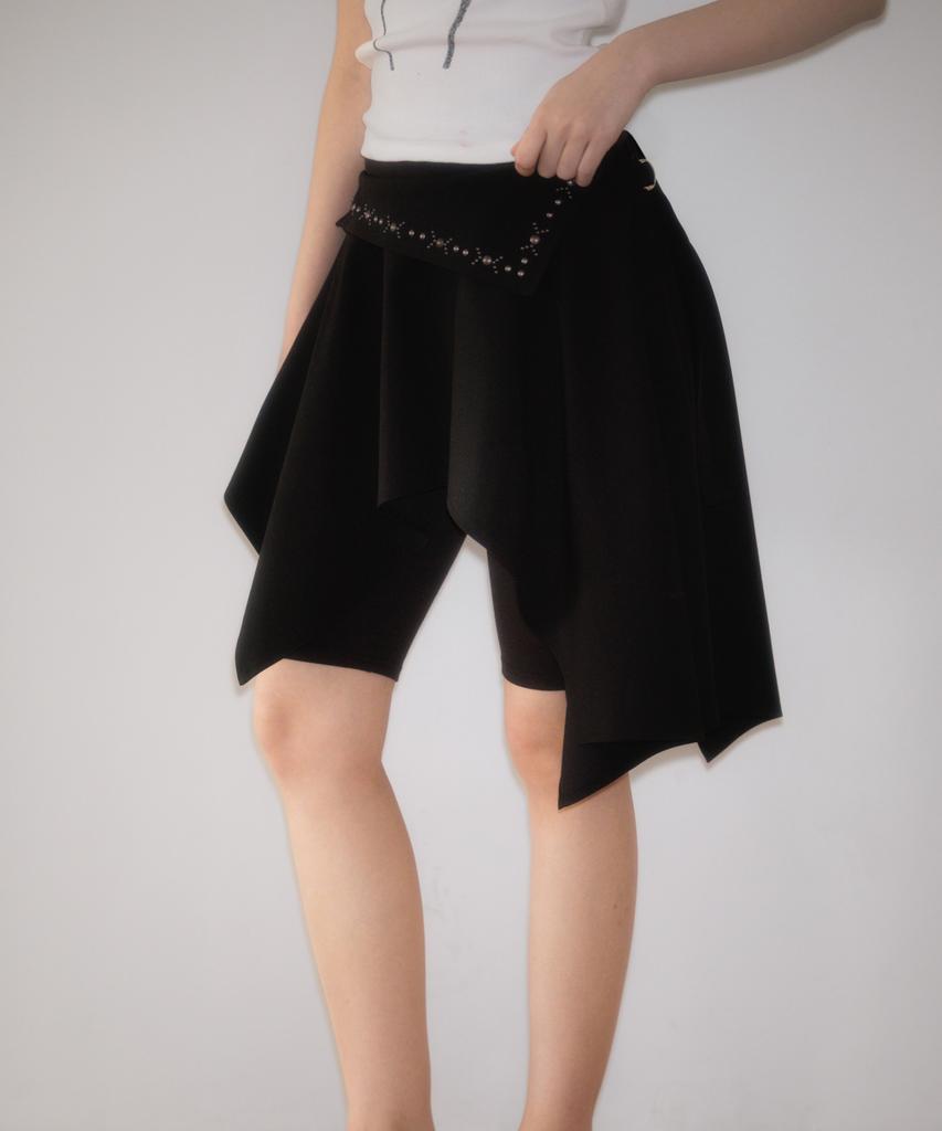 Rose Franz Stud Unbalance Flare Skirt [Black]