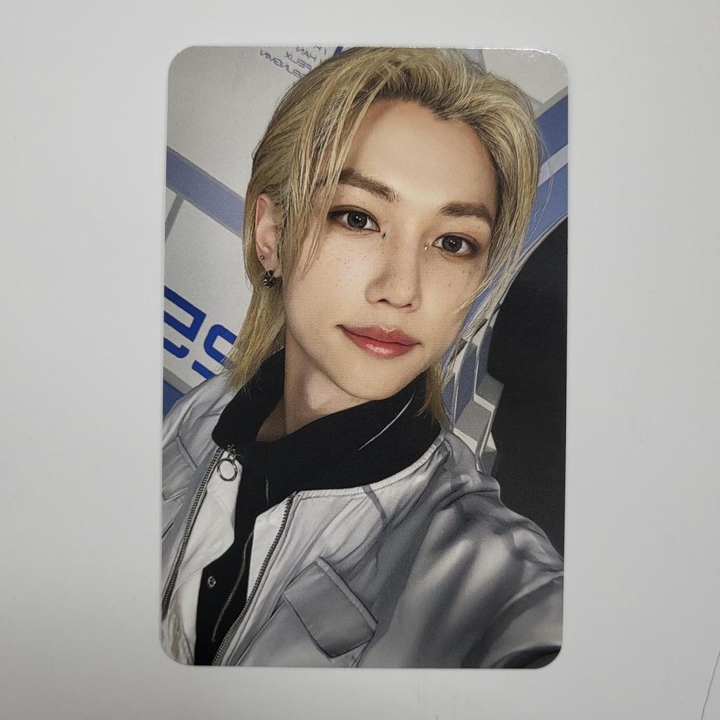 Stray Kids Фотокарточка с мероприятия PILOT JYP SHOP