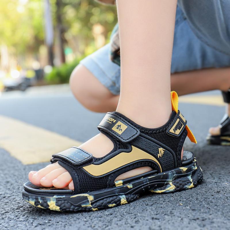 Резиновые нескользящие и износостойкие сандалии Модные детские пляжные сандалии