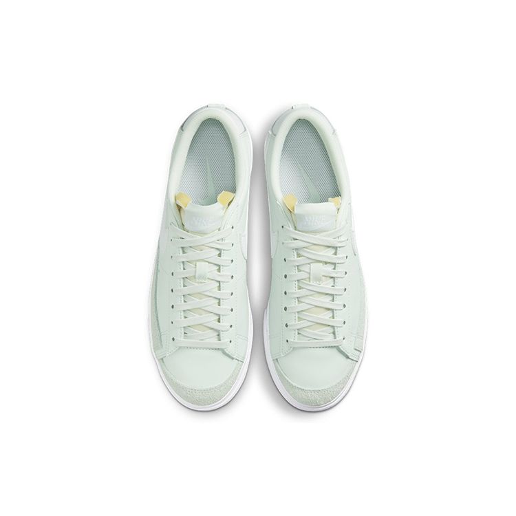 Nike Женские кроссовки Blazer Low на платформе Barely Green White Team Orange DJ0292-300