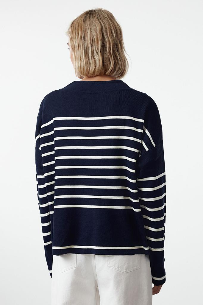 Женский модный стильный свитер темно-синий широкий вязаный свитер с воротником в полоску