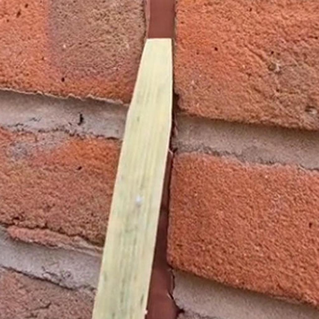 5pcs Caulk Smoothing Tool Caulk Spreader Tools Portable Ergonomic Wood Handle Applicator For Wall Home Window Door Sealant