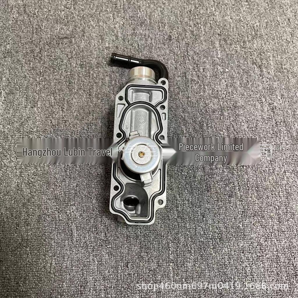 Applicable Flying Spur Continental GT 6.0 Thermostat Assembly 07D121111AR