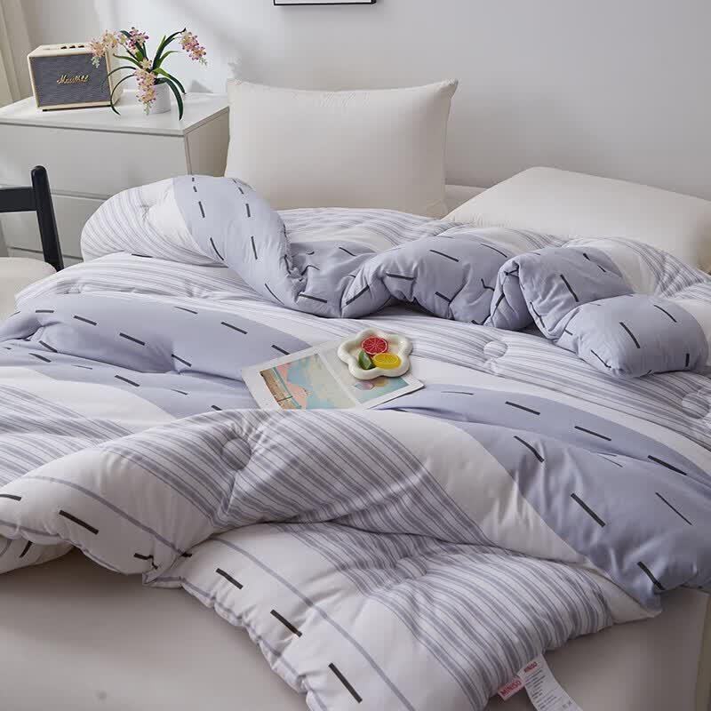 MINISO Supreme Velvet Antibacterial Soybean Fiber Quilt