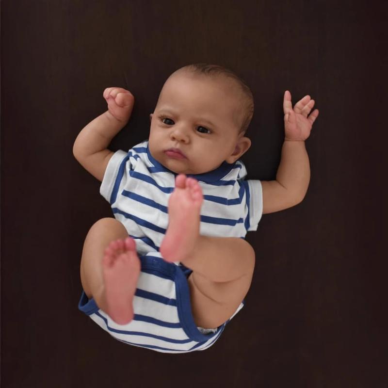 Черная кукла-реборн для малышей Cameron 60 см, тканевое тело, имитация детских кукол, настоящие, как нарисованные вручную волосы, куклы для новорожденных для детей, детская игрушка для сна