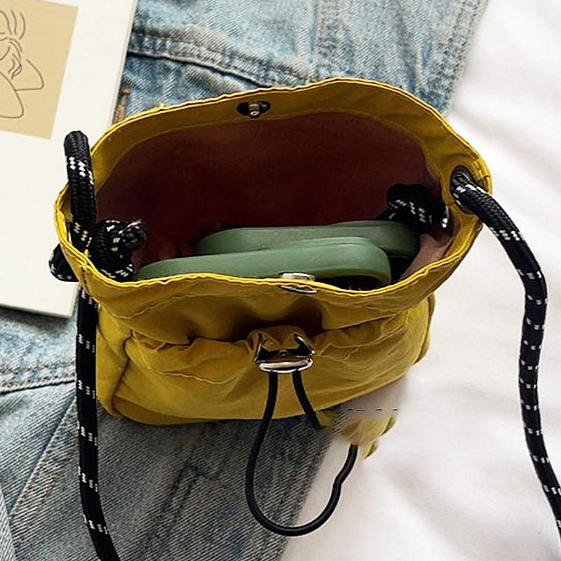 Nylon Crossbody Bags Soft Mini Phone Wallet Multifunctional Square Shoulder Bags Crossbody Purse Canvas Purse Messenger Bags