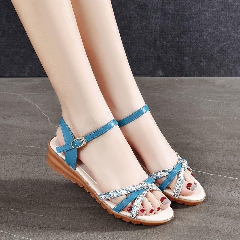 Уличные женские сандалии на низком каблуке, плоские резиновые туфли, азиатский размер 2025, роскошная обувь, противоскользящая, горячая, VIP, оригинальная обувь